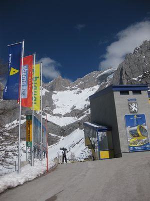 Ropeway to Dachsteingletscher